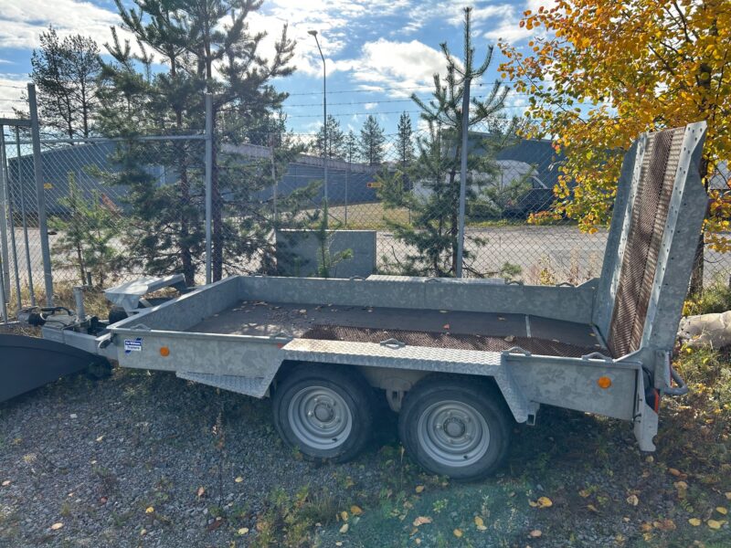 Begagnat maskinsläp IFOR Williams 3500kg